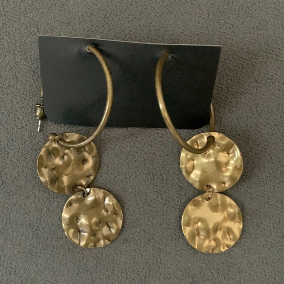Jewelry - NEW Boutique earrings
